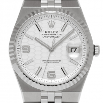 ロレックス ランドドゥエラー 127234の時計